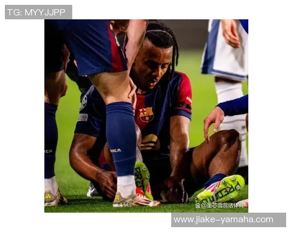 被踢中瞬间倒地的足球明星瞬间 细数那些令人难忘的意外时刻